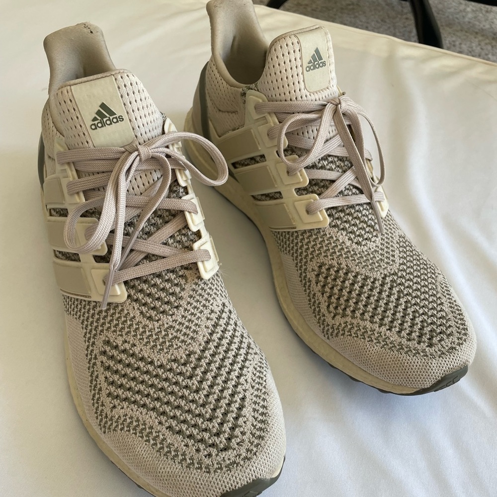 Adidas Ultraboost 1.0 Men’s size 13 - Aluminium / Wonder Beige / Olive Strata